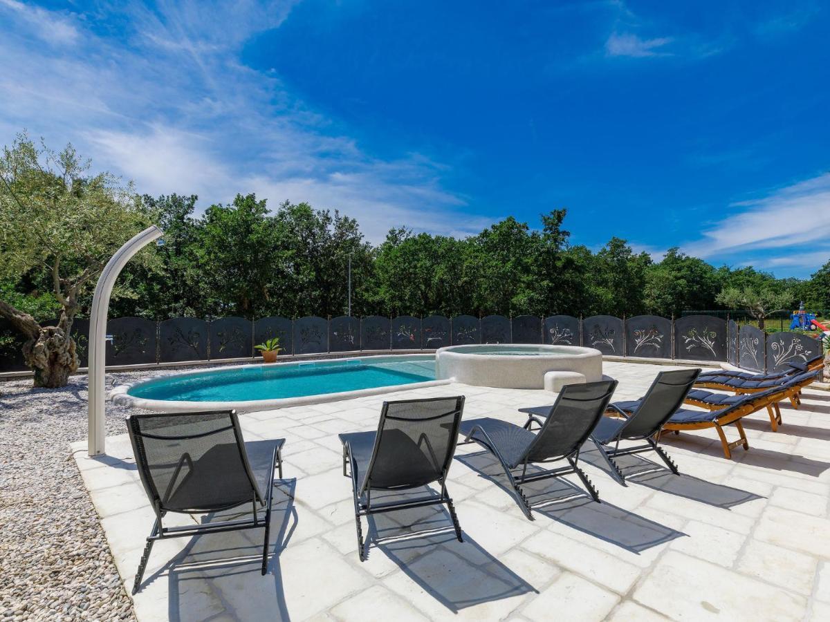 Holiday Home Villa Amaii By Interhome Karigador Ngoại thất bức ảnh
